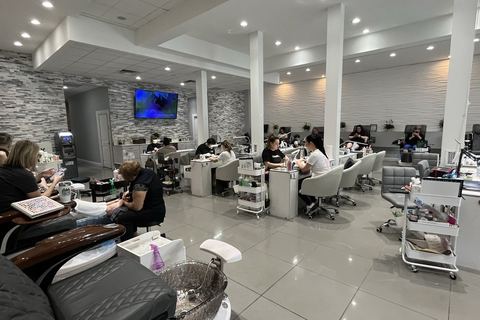 Acqua Nail Salon